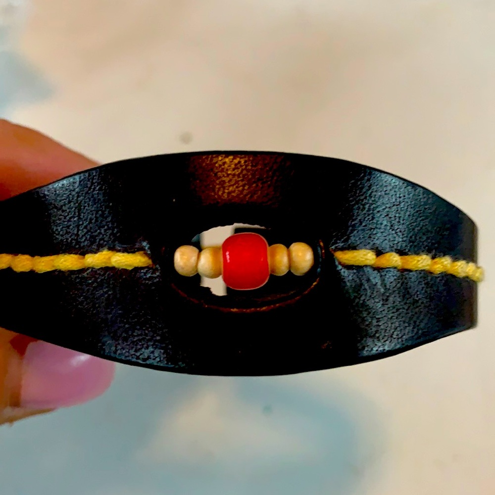 LEATHER ‘RED’ BRACELET